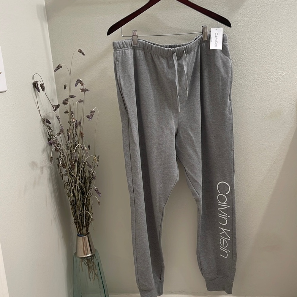 NWT Mens CK Grey Sweatpants Sz. XL